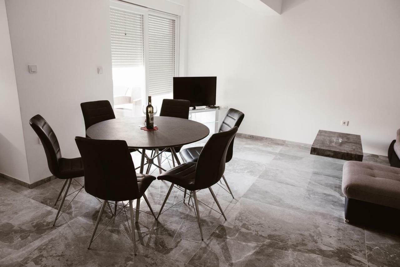 The Nikolic Suites - Villa Woegenstein Tribalj Dış mekan fotoğraf