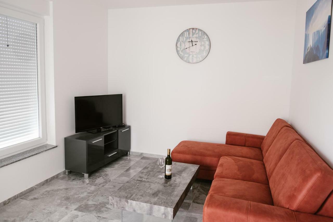 The Nikolic Suites - Villa Woegenstein Tribalj Dış mekan fotoğraf
