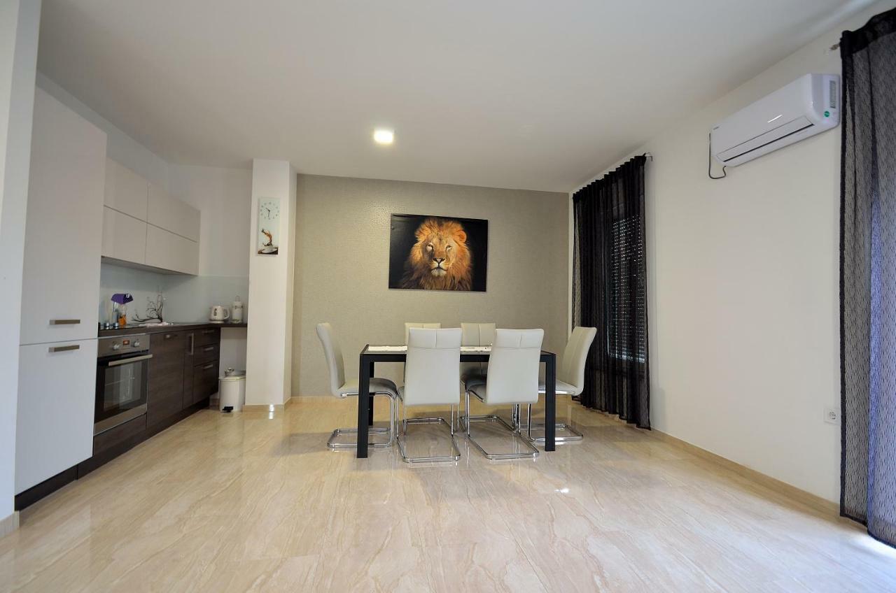 The Nikolic Suites - Villa Woegenstein Tribalj Dış mekan fotoğraf