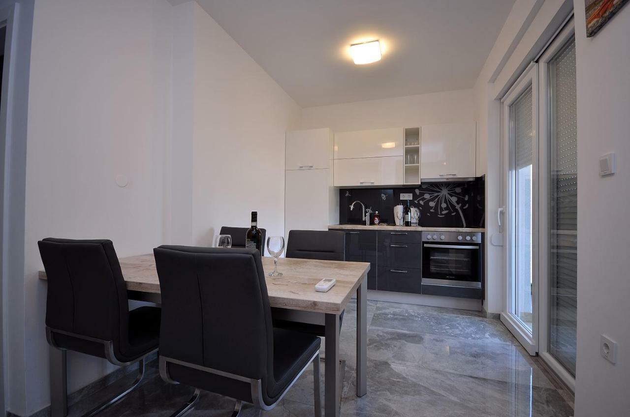 The Nikolic Suites - Villa Woegenstein Tribalj Dış mekan fotoğraf